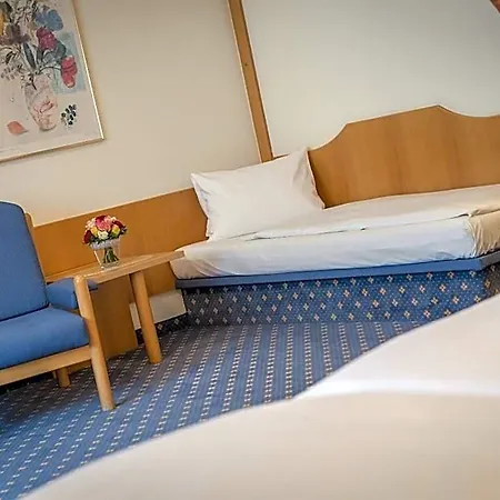 Kern Buam Hotel