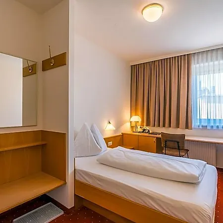 Kern Buam 3* Štýrský Hradec