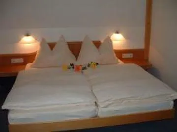 Otel Kern Buam